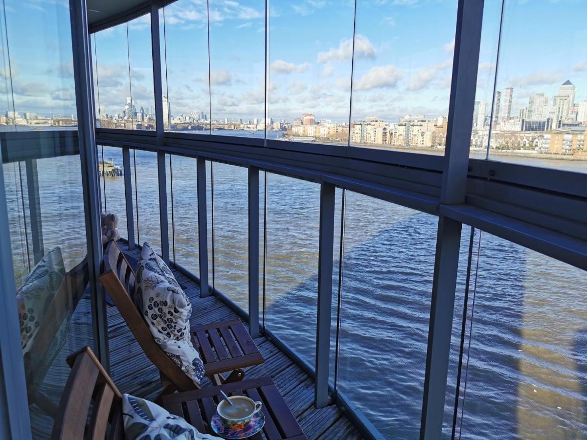 Homestay Room With Stunning Thames River View Londres Extérieur photo